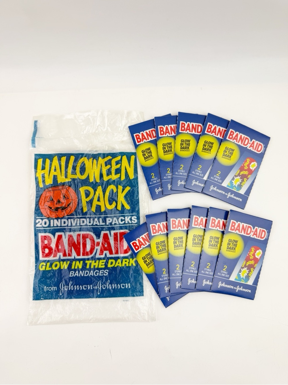Vtg 1991 J&J Band-Aid Glow In Dark Bandages 11 Pks of 2 ea 80s Slang Halloween